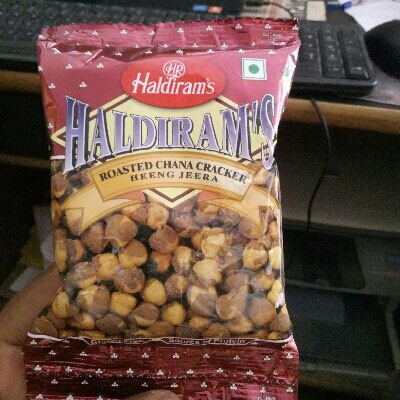 Chana Cracker 10/-(300)