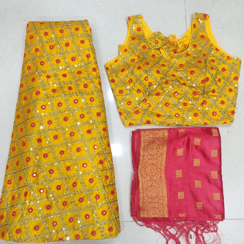 Banarasi Chaniya & blouse (1550)