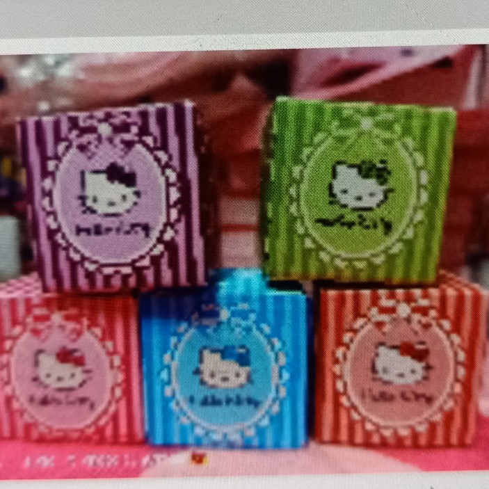 HK ASSORTED PERFUMES 5IN1 5ML