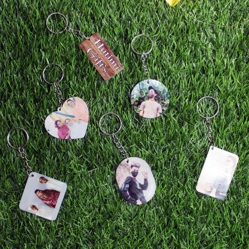 01 ACRYLIC KEYCHAIN