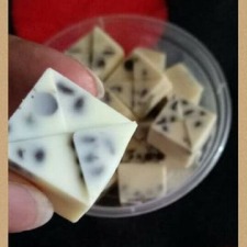 Choco Chip White Chocolate Bites (100 Gms)