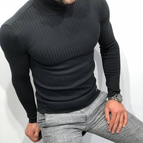 BLACK TURTLE NECK