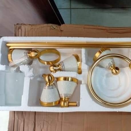 BATHROOM ACCESSORIES SET MARBLE GOLD