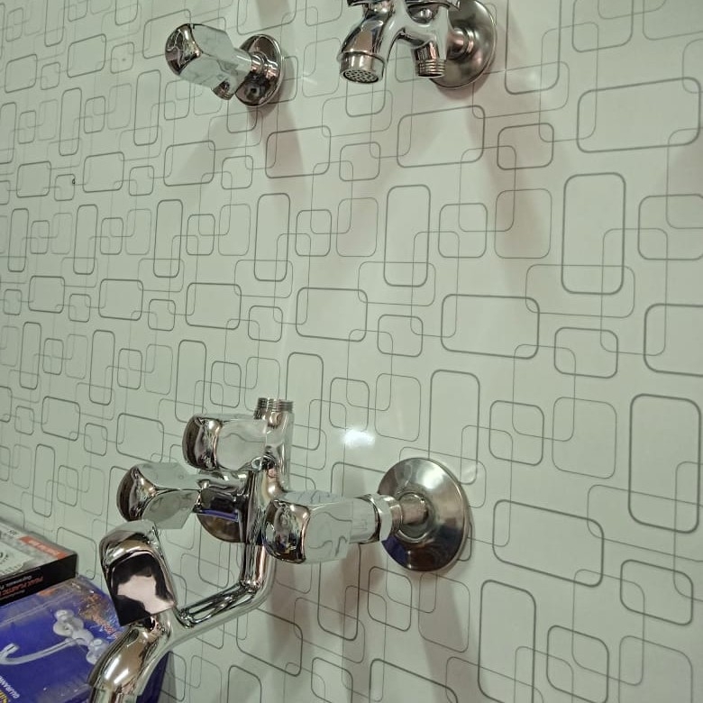 BATHROOM SET BRASS BRAND SANITARY FITTING CP