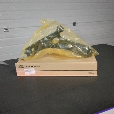 CRADLE ARM COMPLETE - Front LWR, LH 54500-2Y000/3W102 Tucson/Sportage(2010-13) MOBIS/GENUINE