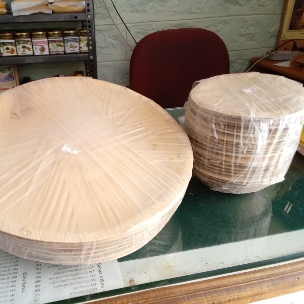 Areca plates