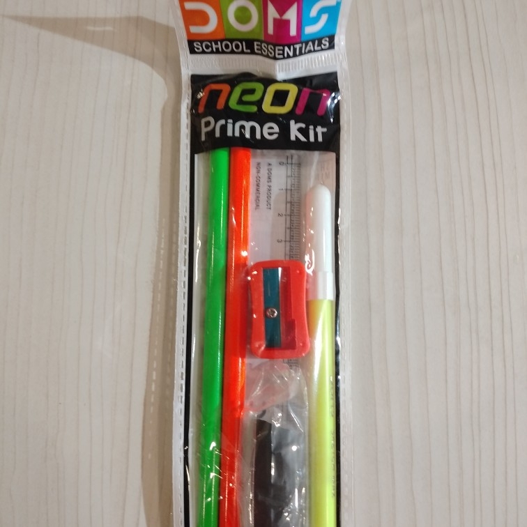 Neon Prime Kit, Doms