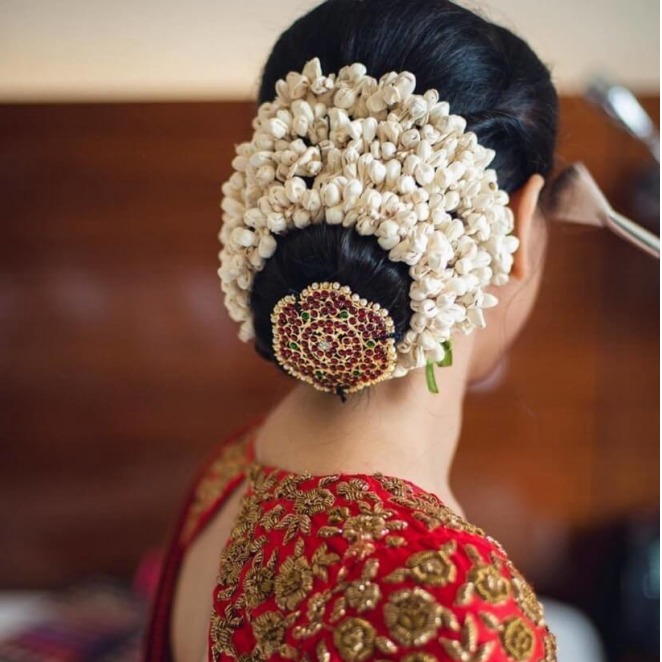 BRIDAL  HAIRSTYLE ( FEMALE