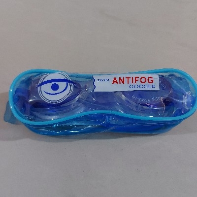 Anti fog swimming goggle
