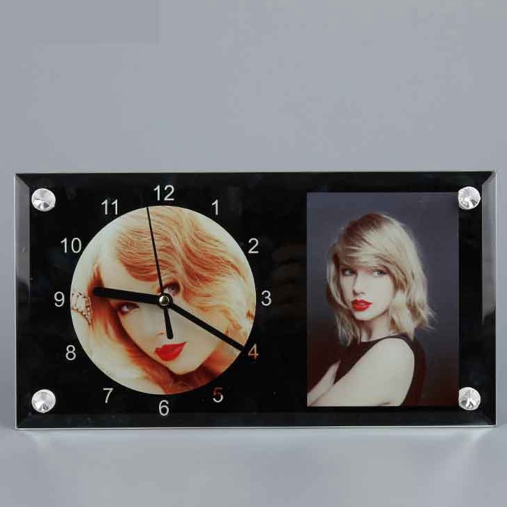 Glass clock 11
