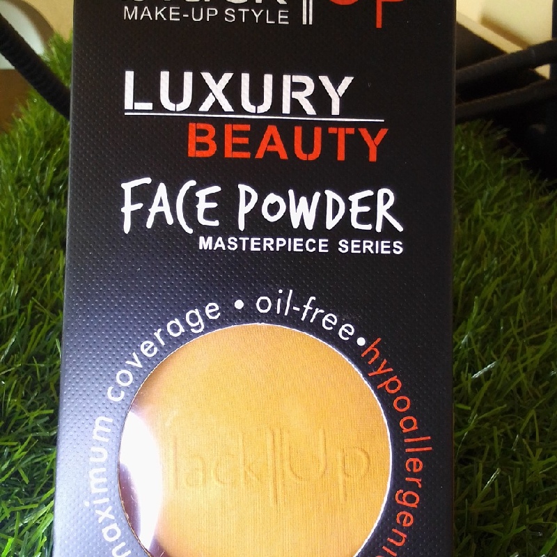 Black up powder small