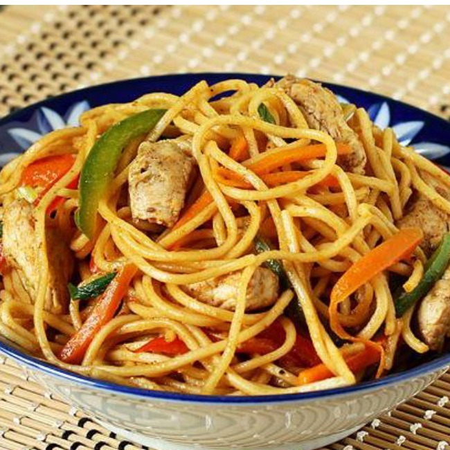 CHICKEN NOODLES