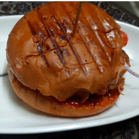 Grilled Aloo Tikki Burger