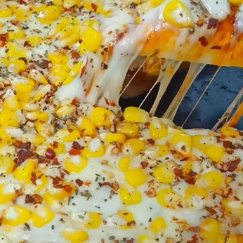 Cheese & Corn Pizza Medium