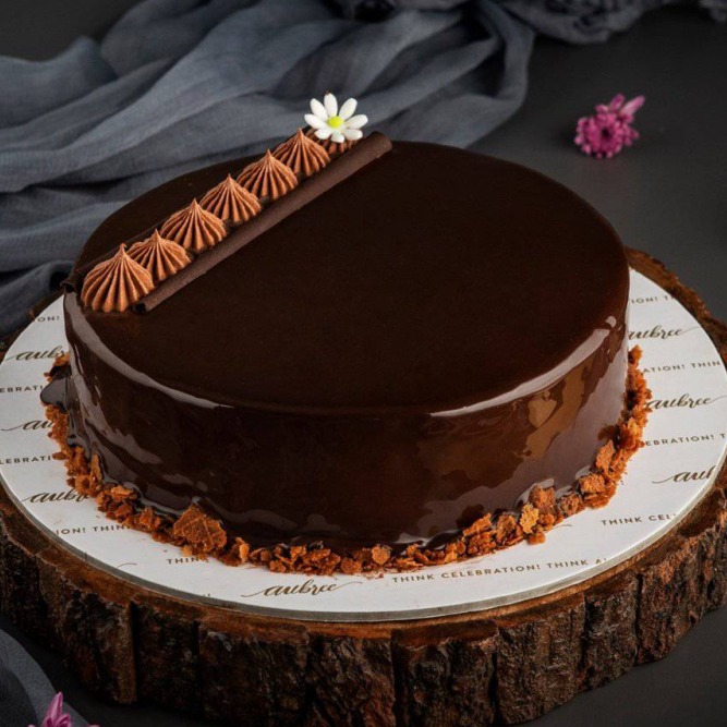 CHOCOLATE TRUFFLE CAKE