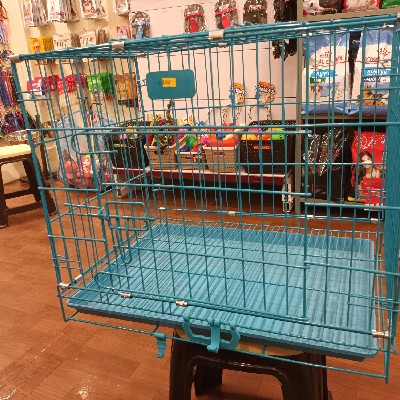 DOG CAGE MEDIUM LIGHT BLUE