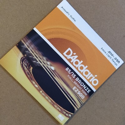 D'Addario EZ900 Bronze Acoustic Guitar Strings_{.010-.050_Extra Light Gauge}_Stainless Steel Material