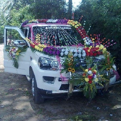 Car decoration without flower