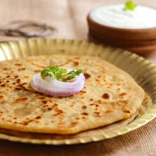 Aloo pyaz paratha